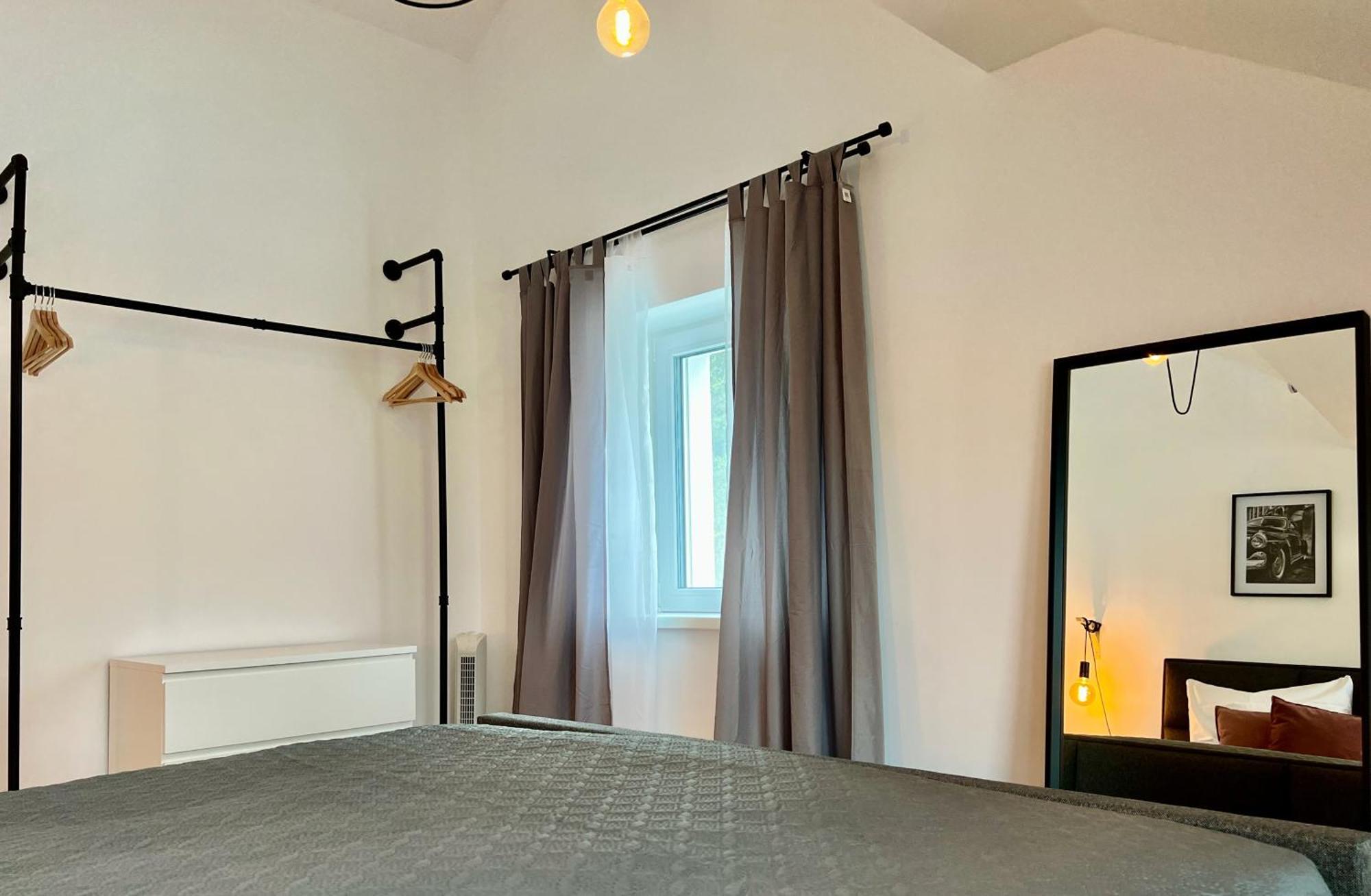 Vonmos Loft Apartment 베른카슈텔쿠에스 외부 사진